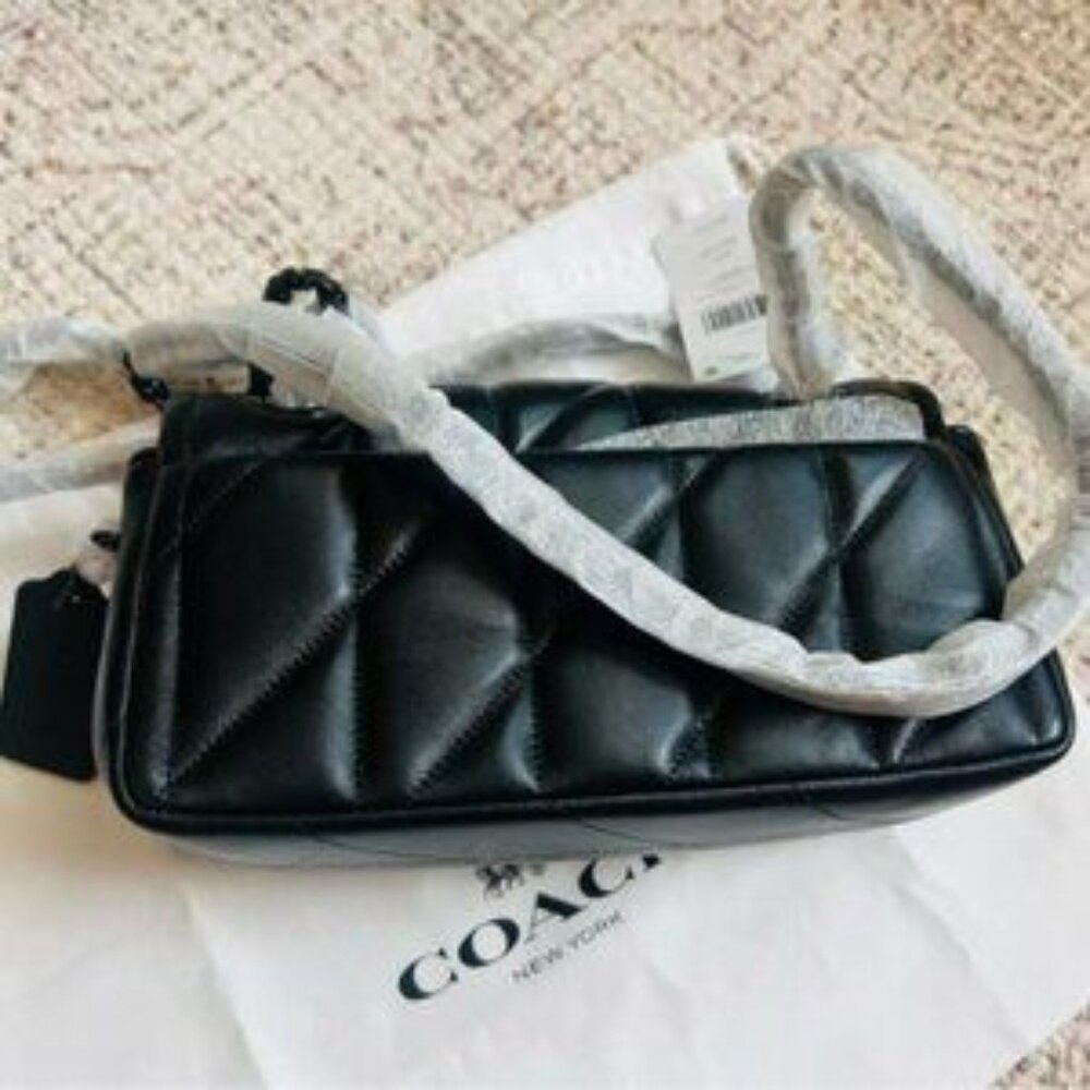 Coach Tabby Shoulder Bag 20 With Pillow Quilting - Picture 3 of 9